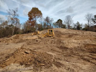 Old Heavy Equipment and Antique Trucks On Display this Weekend